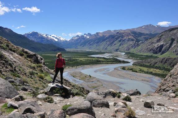 A bela paisagem da trilha para a Laguna de Los Tres, no parque Los Glaciares, região de El Chaltén, no sul da patagonia argentina